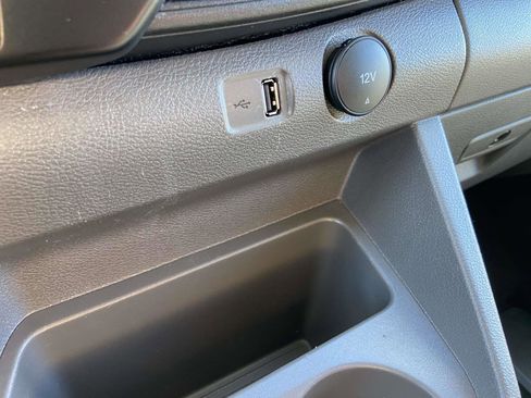 Used 2023 Ford Transit 350 XLT image 13