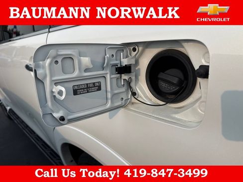 Used 2023 Nissan Armada SL w/ Captain's Chairs Package AWD/4WD image 11
