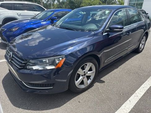 Used 2013 Volkswagen Passat 2.5 SE FWD image 3