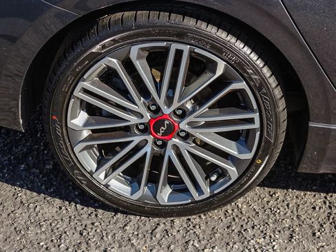 Used 2023 Kia Forte GT image 13