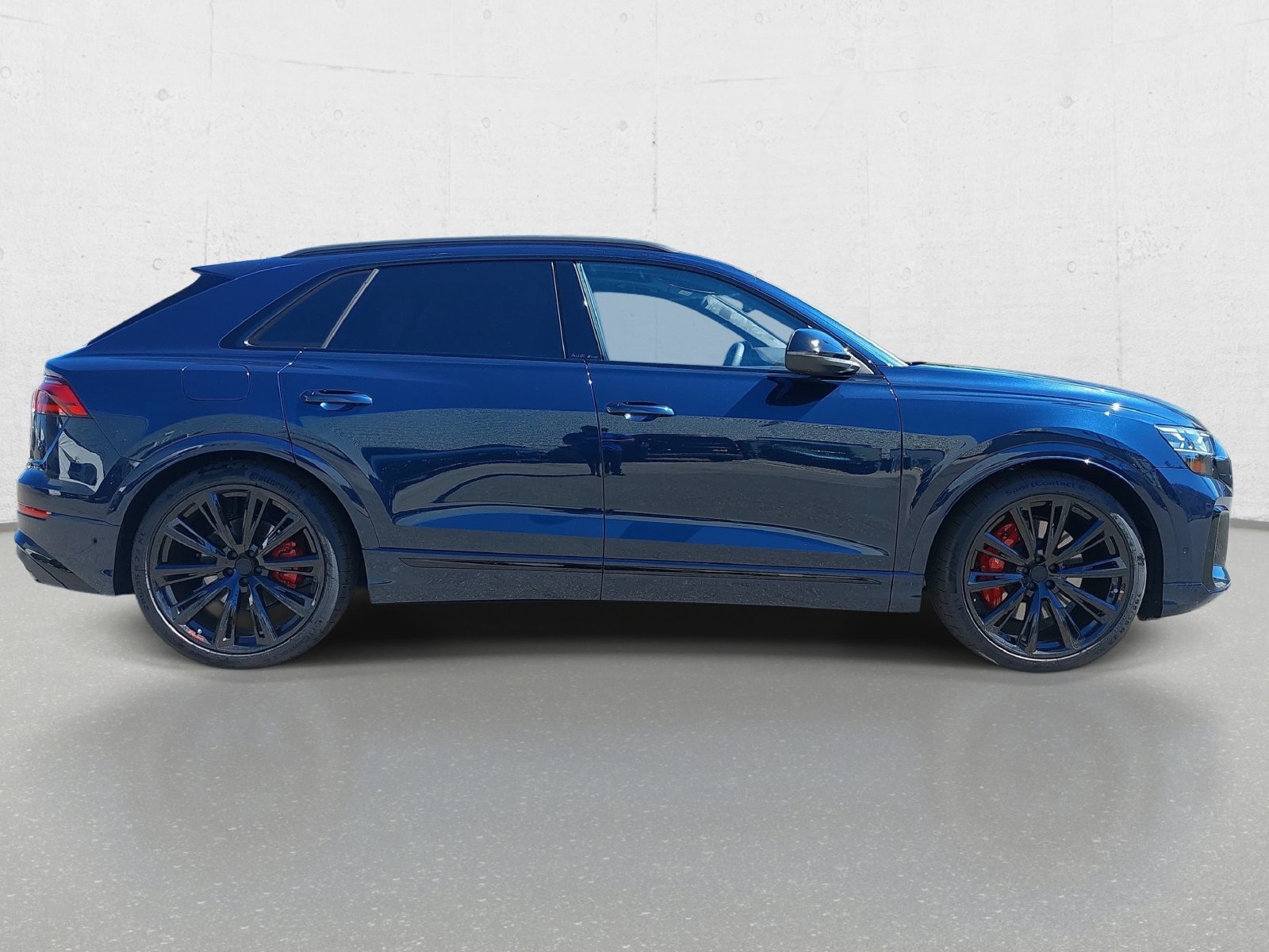 New 2027 Audi SQ8 Prestige AWD/4WD image 4