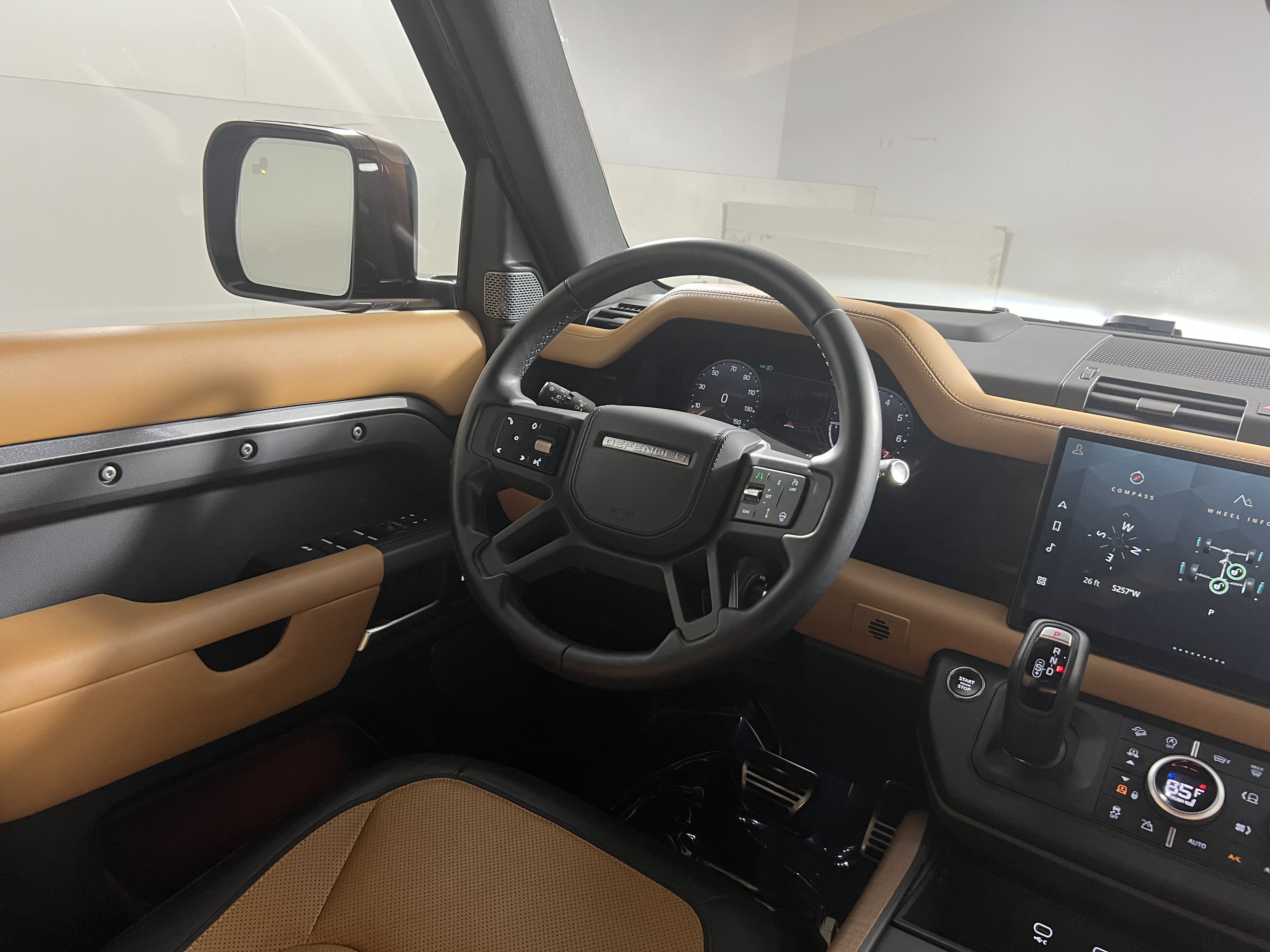 Used 2023 Land Rover Defender 110 X AWD/4WD image 10