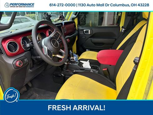 Used 2023 Jeep Gladiator Rubicon w/ Cold Weather Group AWD/4WD image 12