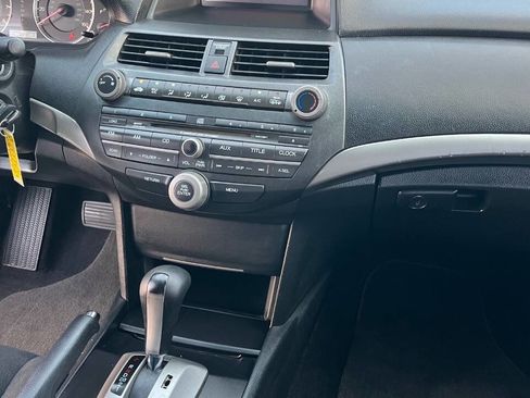 Used 2009 Honda Accord EX image 8