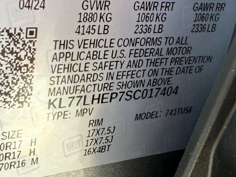 Used 2025 Chevrolet Trax LT w/ Driver Confidence Package image 30