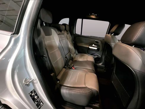 Certified 2022 Mercedes-Benz GLB 35 AMG 4MATIC image 19