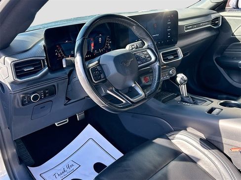 Used 2024 Ford Mustang Premium image 9
