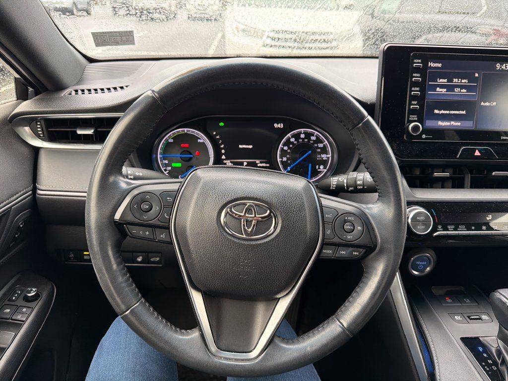 Used 2021 Toyota Venza XLE w/ Softex Package AWD/4WD image 11