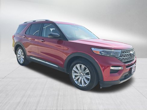 Certified 2023 Ford Explorer Limited w/ Limited Technology Package RWD image 4
