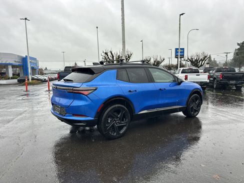 New 2026 Chevrolet Equinox EV RS image 6