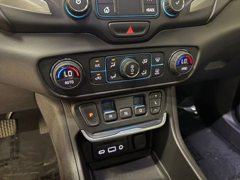 Certified 2021 GMC Terrain SLT w/ Infotainment Package II AWD/4WD image 23