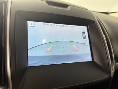 Used 2018 Ford Edge SEL w/ Equipment Group 201A AWD/4WD image 25