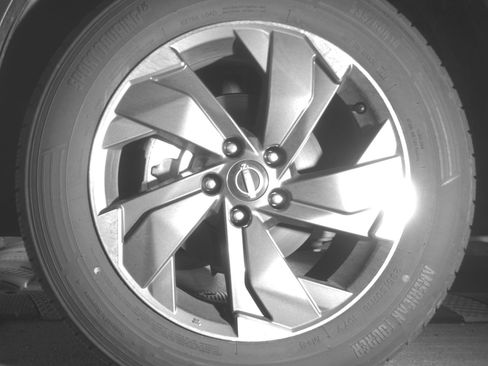 Used 2025 Nissan Rogue SV FWD image 12