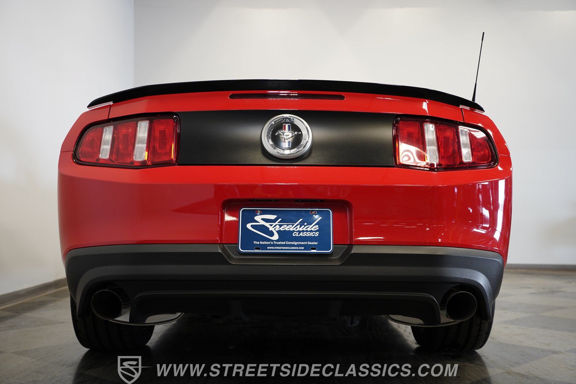 Used 2012 Ford Mustang Boss 302 RWD image 32