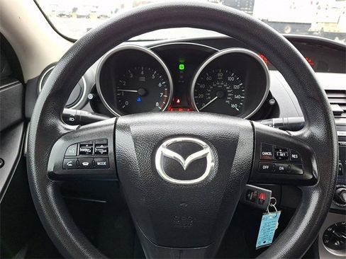 Used 2011 MAZDA MAZDA3 i Touring image 19