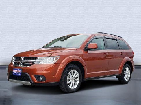 Used 2014 Dodge Journey SXT w/ Flexible Seating Group FWD image 1