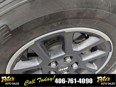 Used 2020 Jeep Gladiator Overland image 10