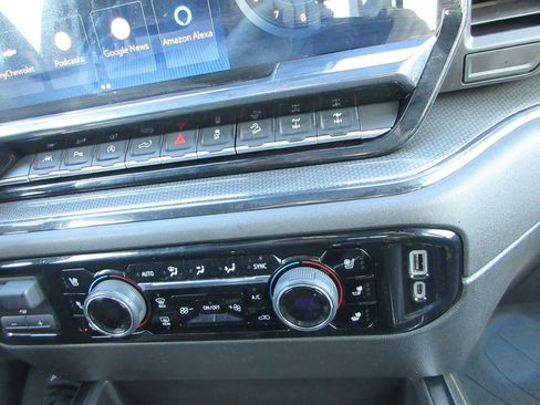 Certified 2022 Chevrolet Silverado 1500 ZR2 image 34