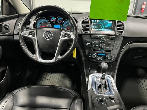 Used 2011 Buick Regal CXL Turbo w/ TO7 Preferred Equipment Group image 12