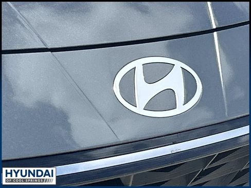 New 2026 Hyundai Elantra Limited FWD image 11
