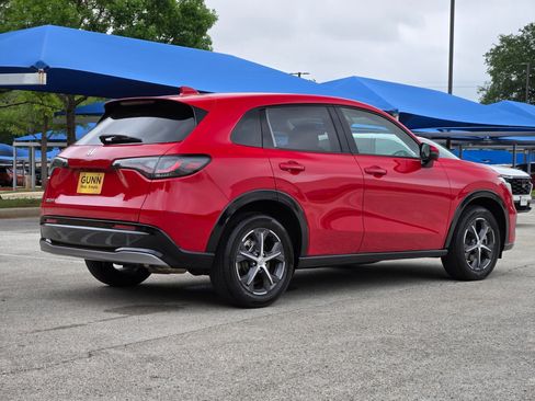 Used 2025 Honda HR-V EX-L image 3
