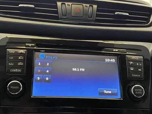 Used 2017 Nissan Rogue Sport SL w/ SL Premium Package image 12