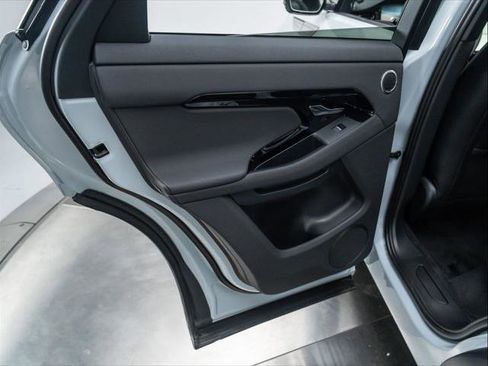 New 2026 Land Rover Range Rover Evoque S image 25