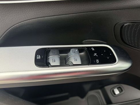 New 2026 Mercedes-Benz GLC 300 GLC  300 image 11