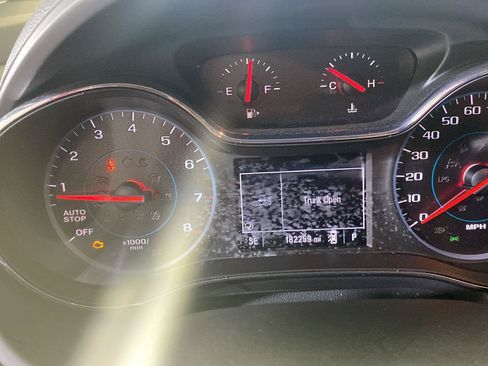 Used 2019 Chevrolet Cruze LT FWD image 20