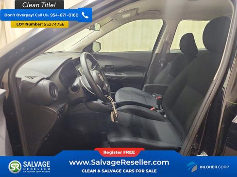 Used 2023 Nissan Kicks S FWD image 9