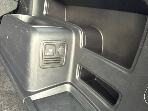 Used 2023 Toyota 4Runner SR5 Premium w/ Moonroof Package AWD/4WD image 19