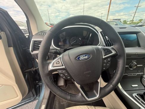 Used 2016 Ford Edge Titanium w/ Equipment Group 301A AWD/4WD image 14