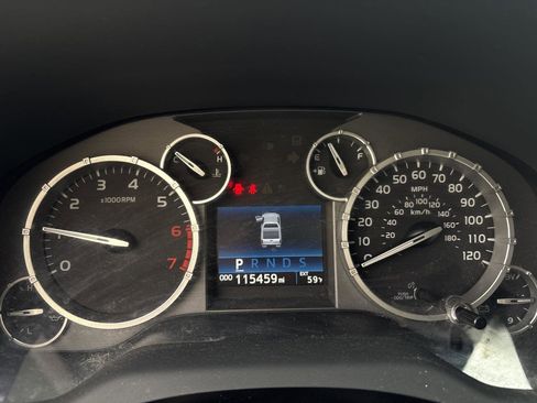 Used 2017 Toyota Tundra SR5 image 30