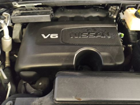 Used 2018 Nissan Pathfinder SL image 30