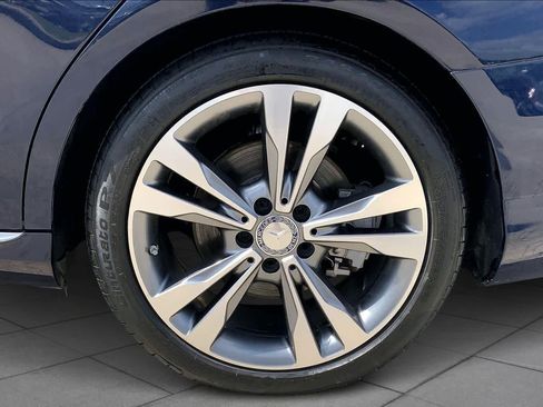 Used 2016 Mercedes-Benz C 300 Sedan w/ Multimedia Package image 11