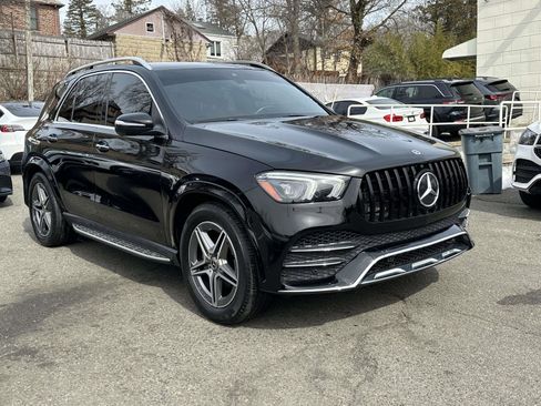 Used 2022 Mercedes-Benz GLE 350 4MATIC w/ AMG Line Exterior image 1