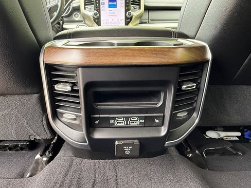 Used 2024 RAM 2500 Laramie w/ Safety Group AWD/4WD image 18
