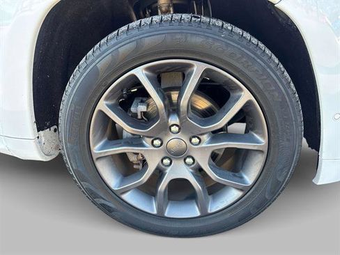 Used 2020 Jeep Grand Cherokee High Altitude image 32