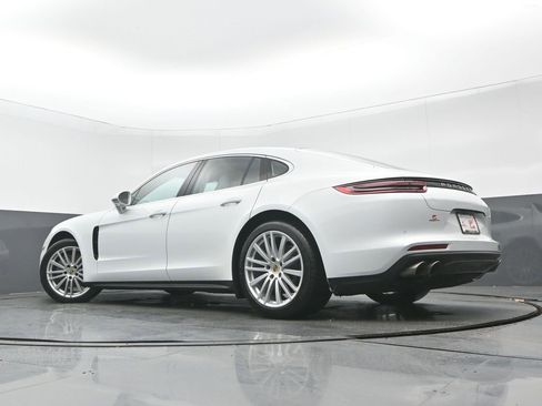 Used 2017 Porsche Panamera 4S w/ Premium Package Plus image 29