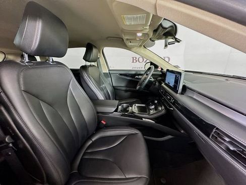 Certified 2023 Lincoln Nautilus FWD w/ Premium Package image 32