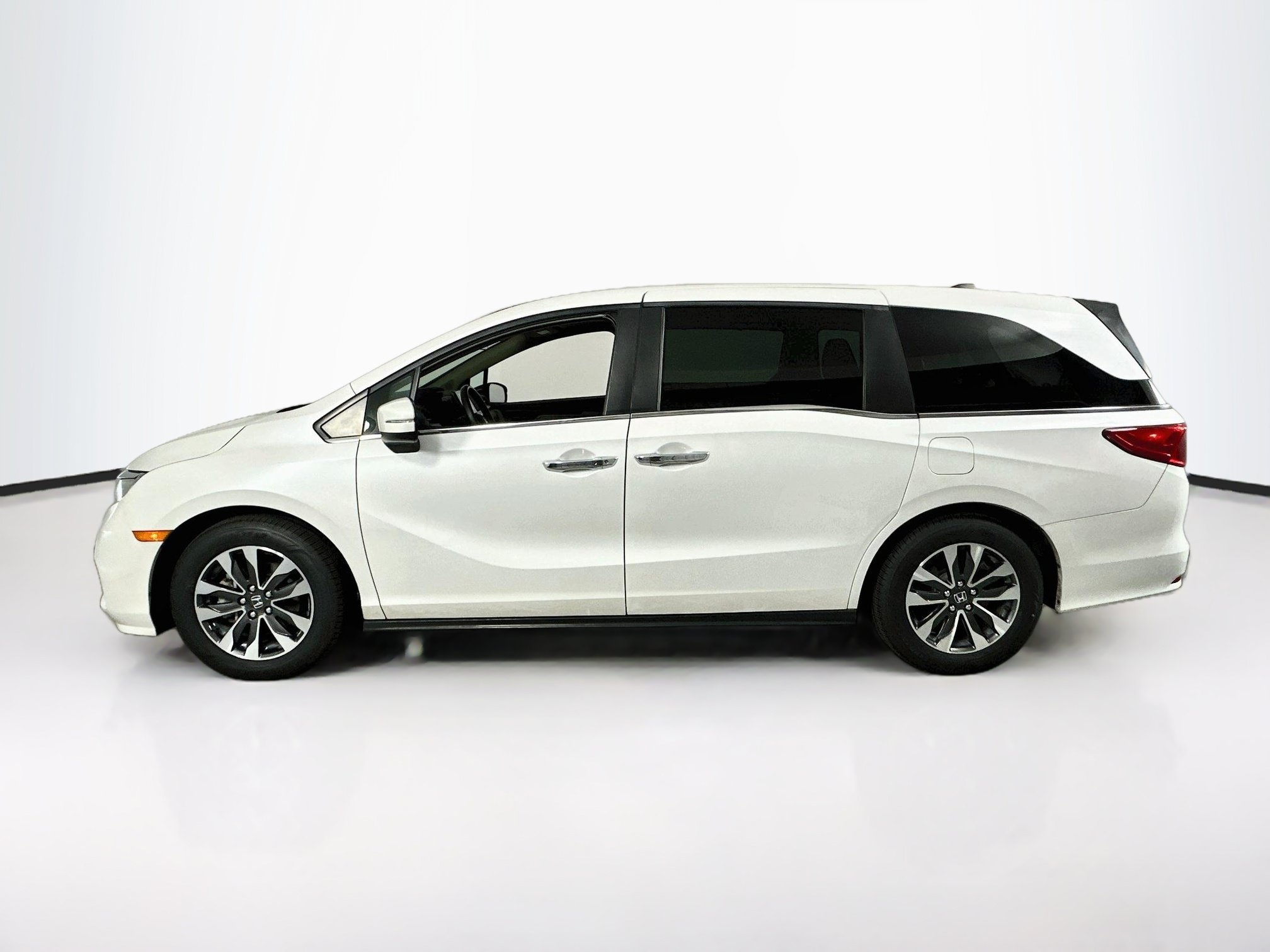 Used 2023 Honda Odyssey EX-L image 8