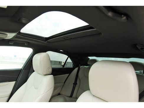 Used 2022 Cadillac CT4 Luxury w/ Sun And Sound Package image 29