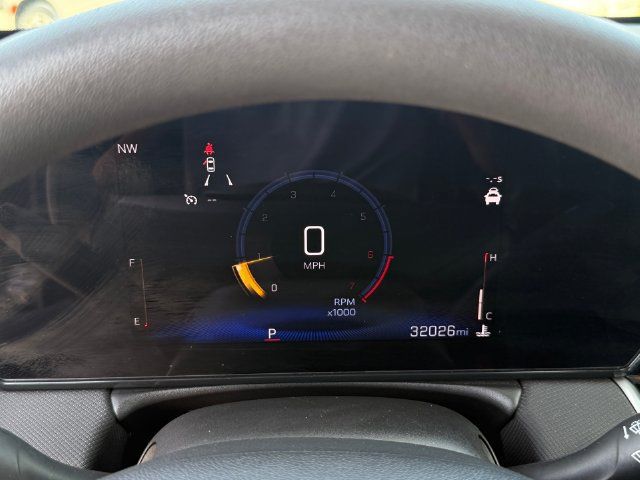 Used 2025 Chevrolet TrailBlazer LT FWD image 18