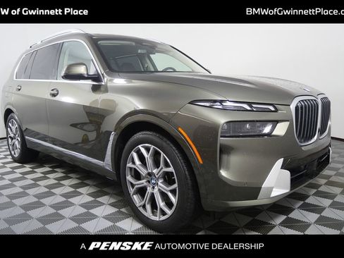 Certified 2025 BMW X7 xDrive40i AWD/4WD image 1