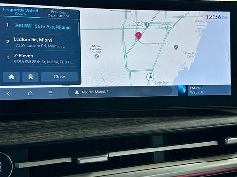 Used 2024 Hyundai Santa Fe Limited image 13