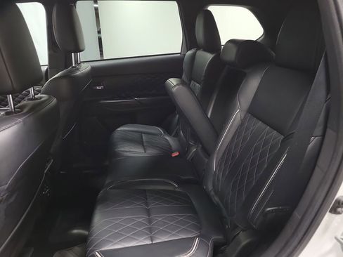 Used 2022 Mitsubishi Outlander GT image 20