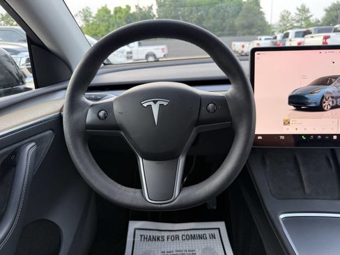Used 2023 Tesla Model Y Long Range AWD/4WD image 22