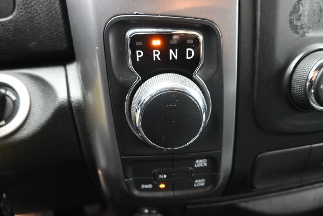 Used 2021 RAM 1500 Classic SLT AWD/4WD image 17