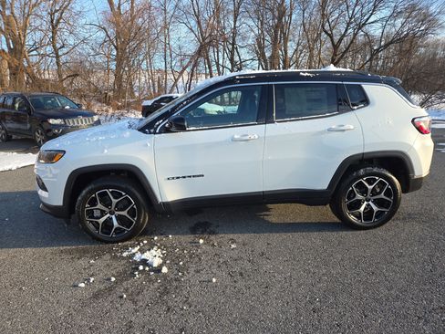 New 2026 Jeep Compass Limited AWD/4WD image 4