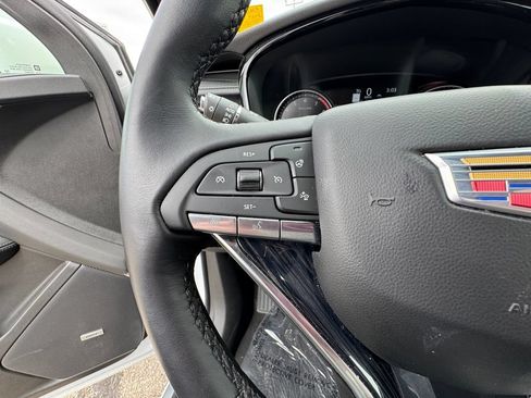 Used 2024 Cadillac XT6 Premium Luxury w/ LPO, Floor Liner Package AWD/4WD image 22
